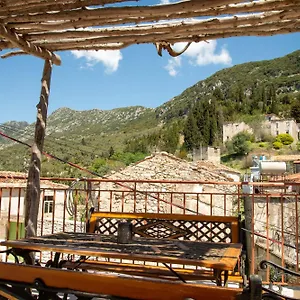 Porta , Qeparo Albanie